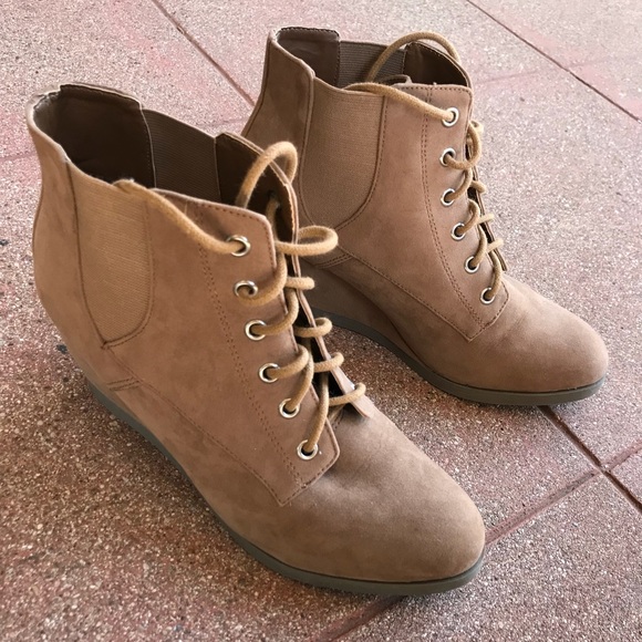 madden girl lace up ankle boots